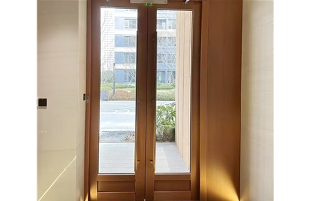 Stainless steel fire-proof glass doors